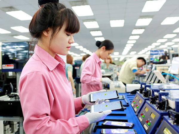 Samsung lên tiếng về cáo buộc bắt công nhân Việt lao động hà khắc