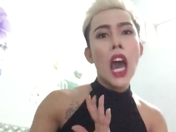 Video: Tùng Sơn biến thành Miley Cyrus hát 'Em gái mưa' phiên bản opera