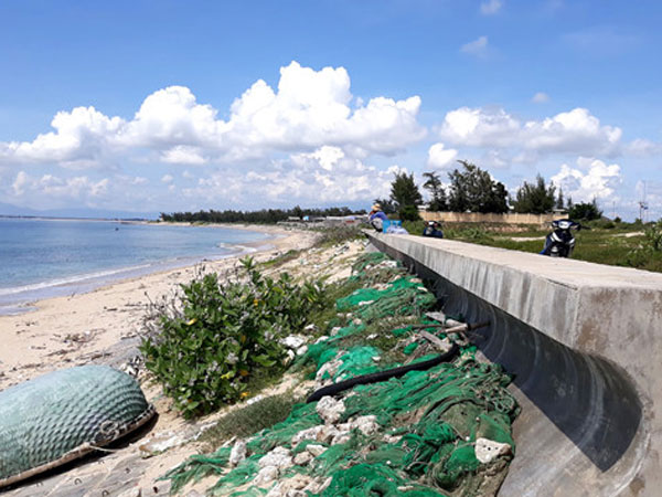 Bắt 7 nghi phạm trong nhóm hiếp dâm tập thể bé gái 14 tuổi