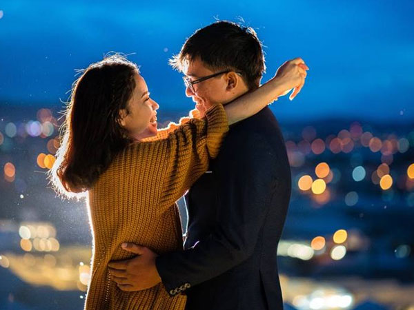 Lên kế hoạch "cưa" giáo viên phố núi, chàng kiến trúc cưới được vợ dù chả thèm cầu hôn
