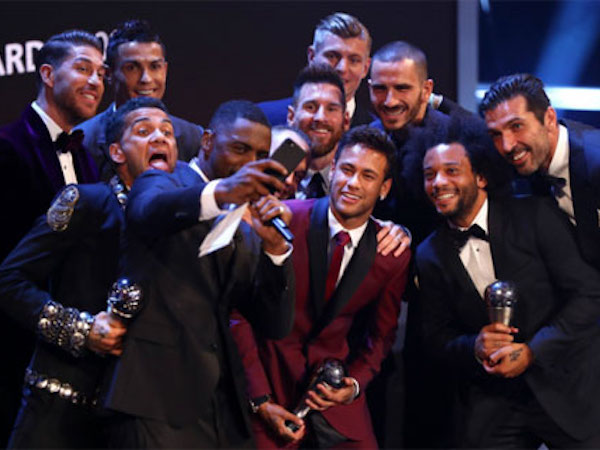 Messi có nhiều phiếu bầu nhất, nhưng Real áp đảo đội hình tiêu biểu