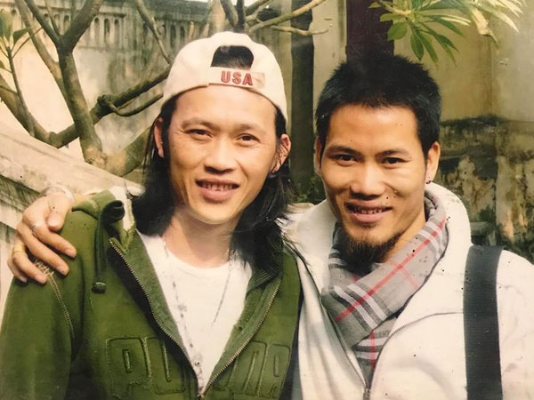 Ngỡ ngàng ngắm ảnh danh hài Hoài Linh bên Vượng Râu 10 năm trước