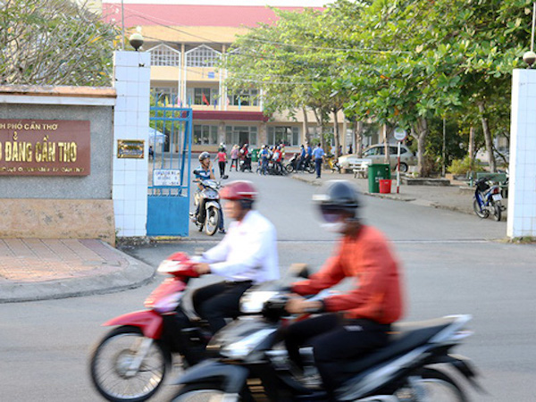 Trưởng phòng thanh tra Cao đẳng Cần Thơ bị tâm thần
