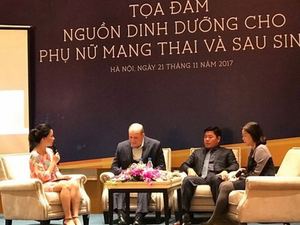 Chuyên gia cảnh báo: Mỗi ngày uống 1 viên sắt, 1 viên canxi suốt thai kỳ là sai lầm