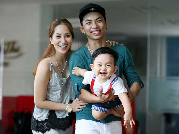Khánh Thi – Phan Hiển: 'Có thêm em bé nữa rồi mới cưới!'