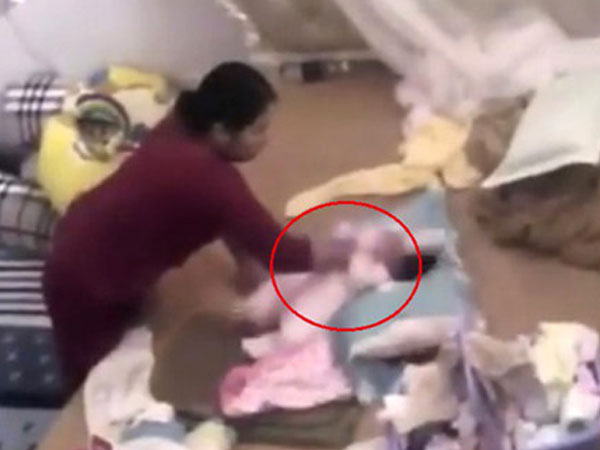 Mẹ bé gái bị đánh dã man: 'Kẻ hành hạ con tôi bị bắt là thích đáng'