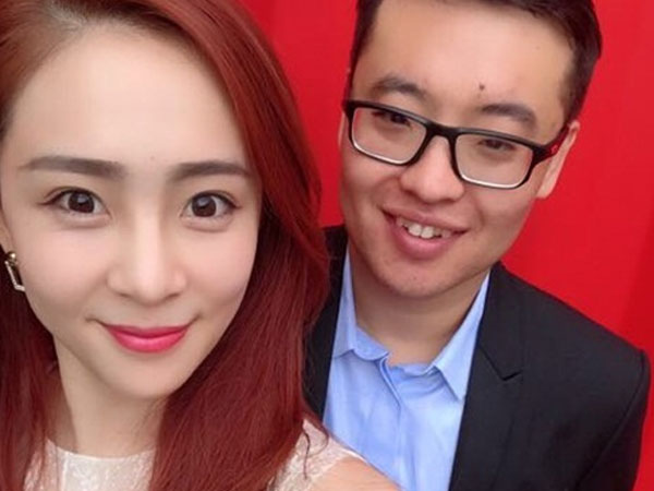Bỏ 350 tỷ đồng mua quà tặng, trai xấu nhanh chóng tán đổ hot girl