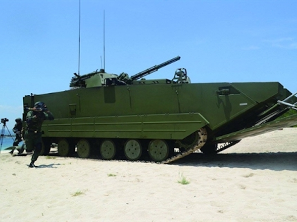 VN-16/18 Trung Quốc ngang ngửa BTR-80/82 của Nga?