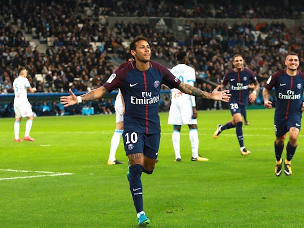 Đồng đội ghen tỵ vì Neymar hưởng đặc quyền như “ông hoàng”