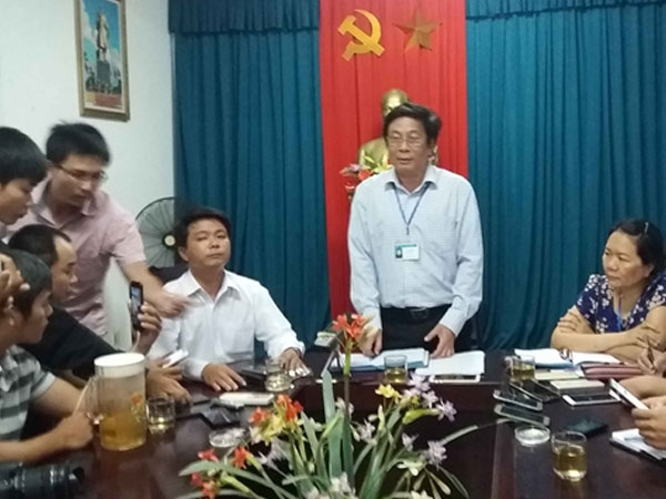 Video: Bác sĩ được xin lỗi sau 3 tháng bị phạt vì 'nói xấu' bộ trưởng