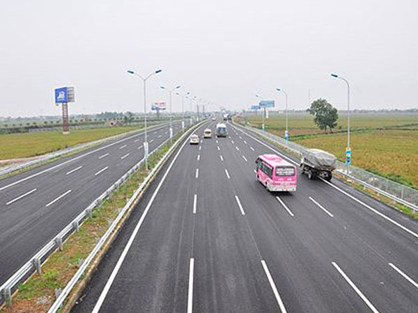 Chuyên gia lo thiếu đất cho đường sắt khi xây cao tốc Bắc Nam