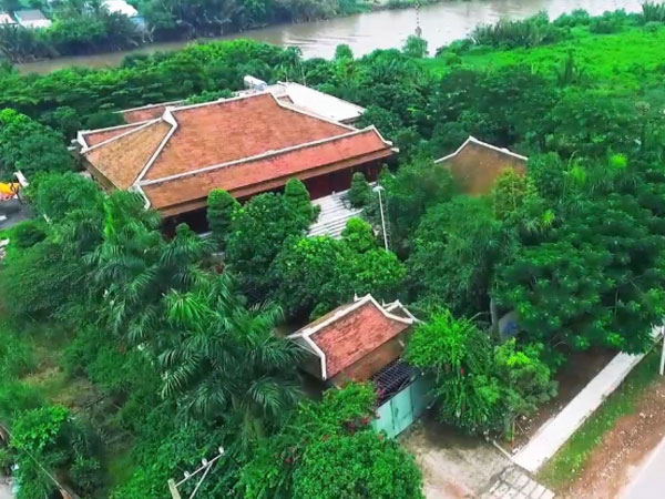 Vợ ông Nguyễn Phước Thanh: 'Con gái tôi làm gì có tiền mua, của vợ chồng tôi cho nó'