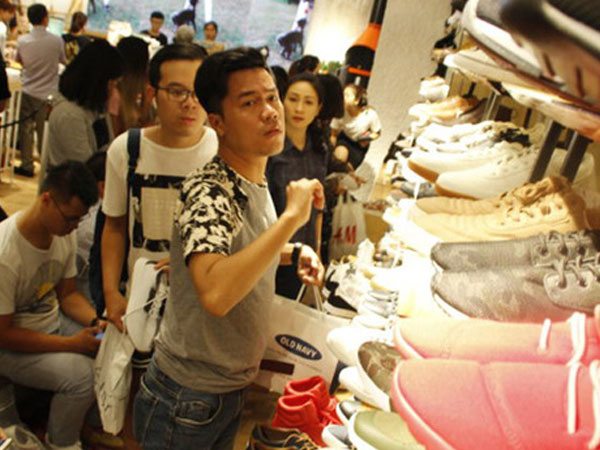Black Friday: người bán cháy hàng, người mua ôm 'cục nợ'