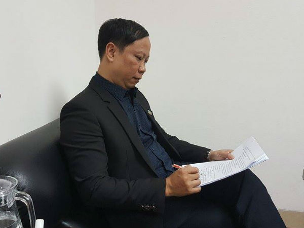 Đại gia bay từ TP Hồ Chí Minh ra Hà Nội đòi 3,5 cây vàng