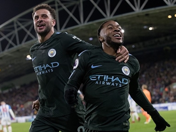 Man City thắng ngược, tái lập cách biệt tám điểm trên đỉnh bảng