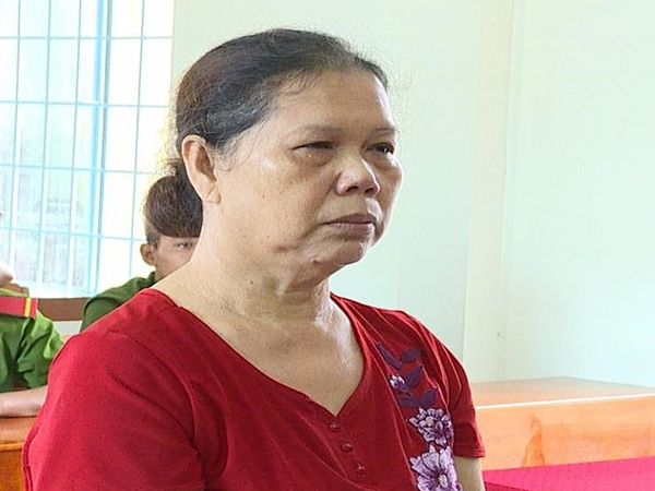 Tạt axit người tình trốn truy nã 24 năm vẫn không thoát