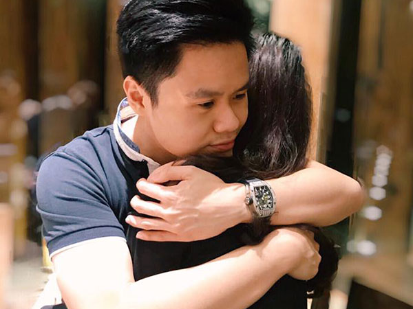 Dân mạng nghi vấn Phan Thành đang hẹn hò với hot girl Trương Minh Xuân Thảo?