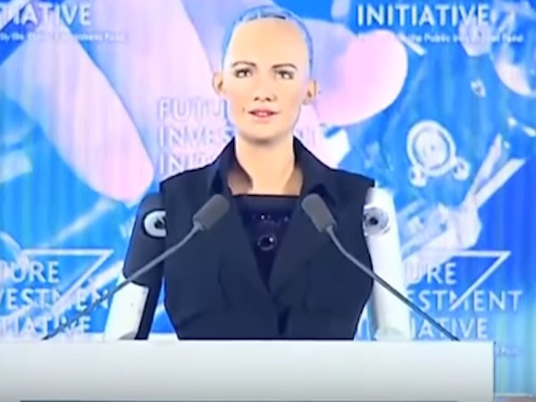 Dư luận Arab Saudi nổi giận vì robot được cấp quyền công dân