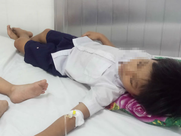 Vụ học sinh uống Milo nhập viện: 2 loại sữa pha với nhau