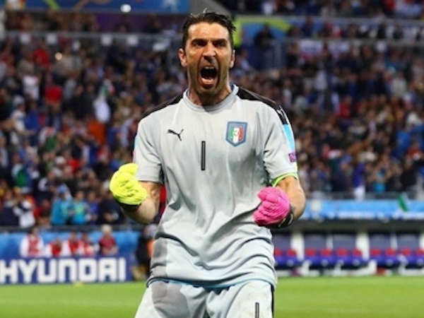 Buffon bỏ ngỏ khả năng trở lại tuyển Italy
