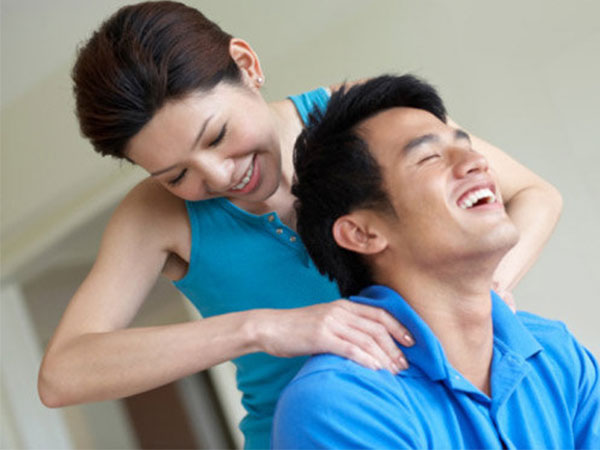Không cần luôn miệng nói yêu chỉ cần làm những điều này, vợ nào cũng khiến chồng mê tít