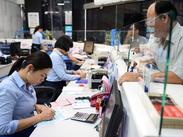 Bảo hiểm chỉ 75 triệu, người gửi tiền hết ham lãi suất cao!
