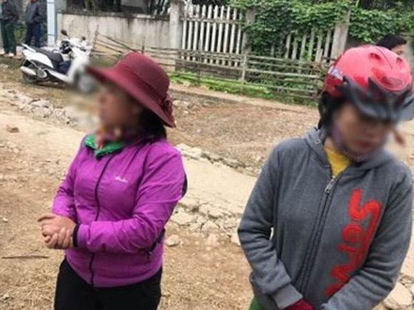 Hàng xóm bàng hoàng, phẫn nộ: 'Hôm đó bà ấy còn đòi để tôi đi kiếm cháu tôi, nếu cháu tôi chết, tôi chết theo'