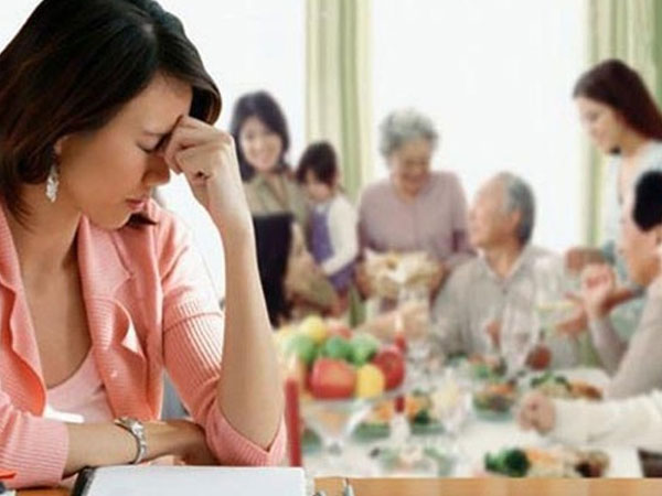 Tôi muốn chia tay sau khi ăn bữa cơm với mẹ chồng tương lai trong ngày ra mắt