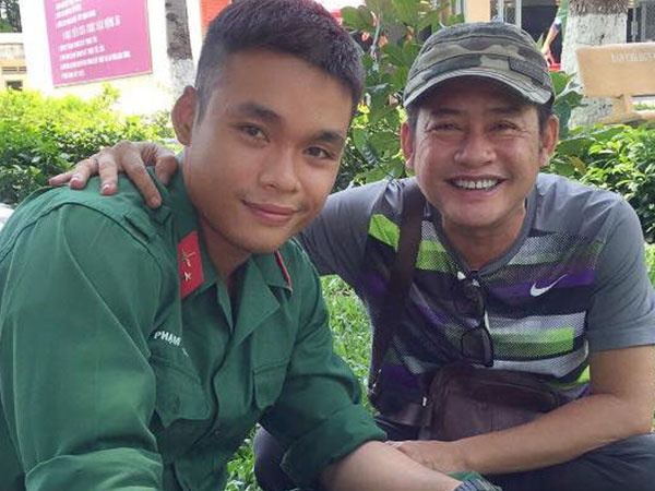 Bất ngờ khi nghệ sĩ Tấn Beo lần đầu nhắc đến con trai đã 23 tuổi đang đi nhập ngũ