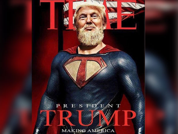 Con trai Trump đăng ảnh bố trong hình Siêu nhân