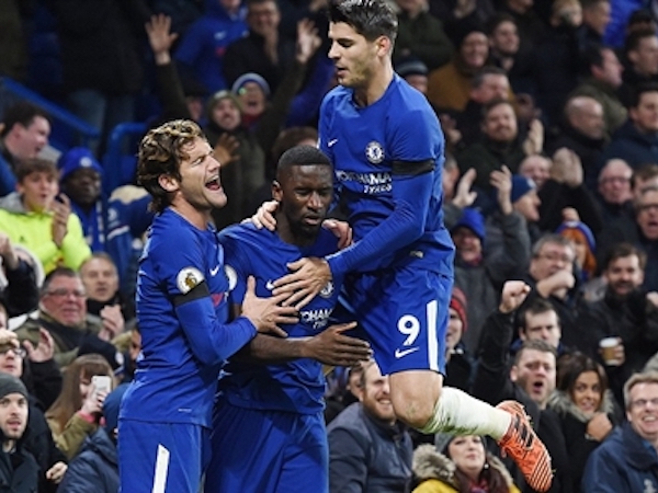 Chelsea thắng tối thiểu trong ngày Conte bị truất quyền chỉ đạo