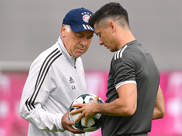 Lewandowski đổ lỗi nạn chấn thương ở Bayern cho Ancelotti