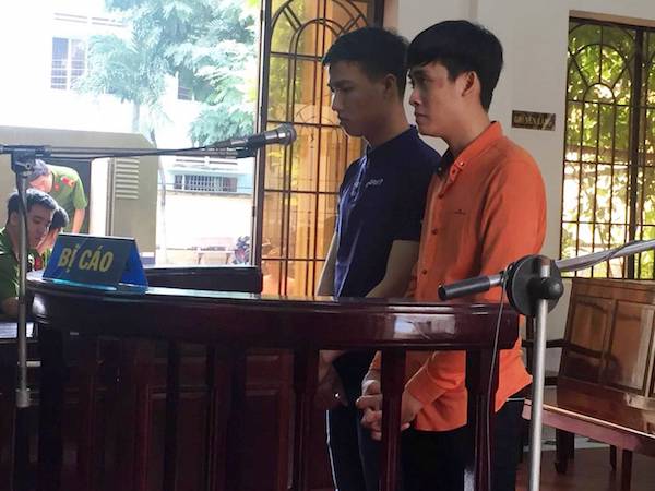 Hai đối tượng giết người vì tiếng nẹt pô xe lĩnh án