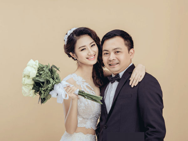 Hoa hậu Thu Ngân tiết lộ mối quan hệ với mẹ chồng