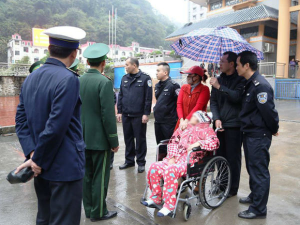 Ly kỳ vụ trốn nã gần chục năm và bị giao về Việt Nam ngày cuối năm