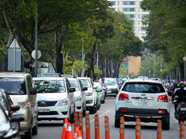 TP.HCM chuẩn bị phương án thu phí ô tô vào trung tâm