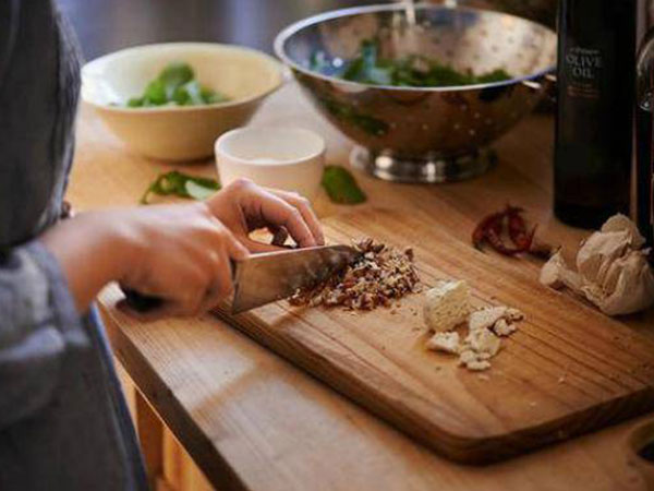 Không phải WC, đây mới là những chỗ bẩn 'kinh hoàng' trong nhà mà bạn không thể ngờ