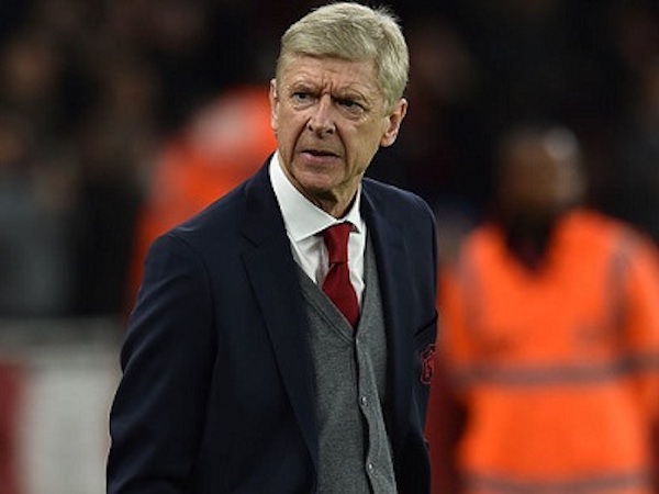 Wenger mỉa mai Henry về bình luận Sanchez bị cô lập ở Arsenal