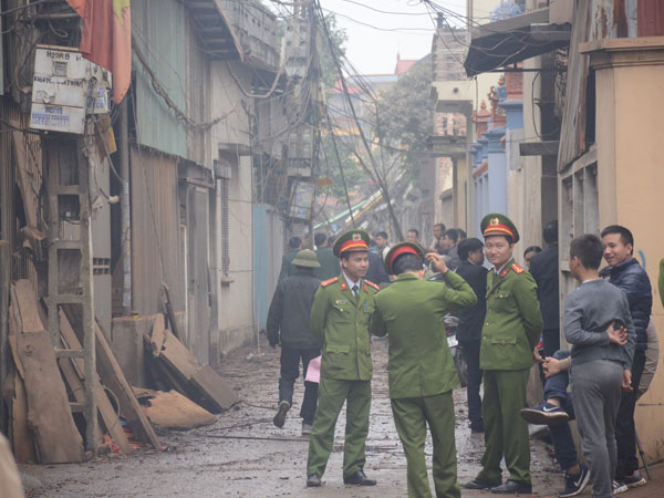 Chủ tịch Bắc Ninh nêu nguyên nhân ban đầu của vụ nổ khiến 9 người thương vong, chủ kho phế liệu bị tạm giữ