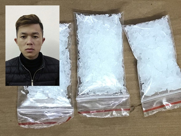 'Ôm' ma túy đi đêm, định hối lộ CSCĐ để xin tha
