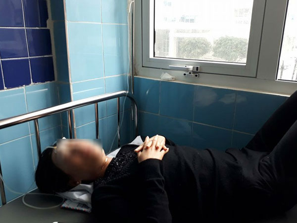 Vụ mẹ chồng tạt a xít vào con dâu: Lời kể người trong cuộc