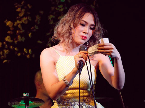 Hai ca khúc Bolero bá chủ năm 2017, khiến Mỹ Tâm cũng phải hát