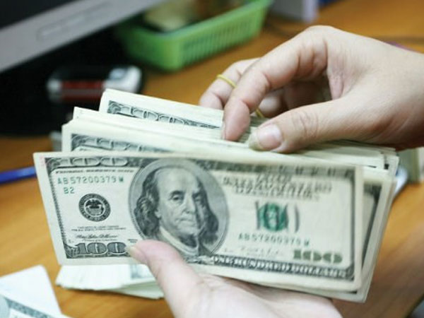 Đồng euro lên đỉnh 3 năm, đồng USD lại trượt dốc