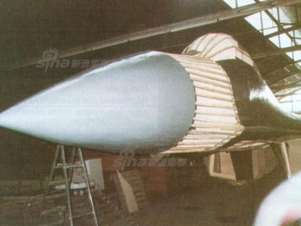 Nam Tư học Việt Nam chế tạo MiG-29 bằng tre nứa đánh lừa không quân hiện đại NATO?