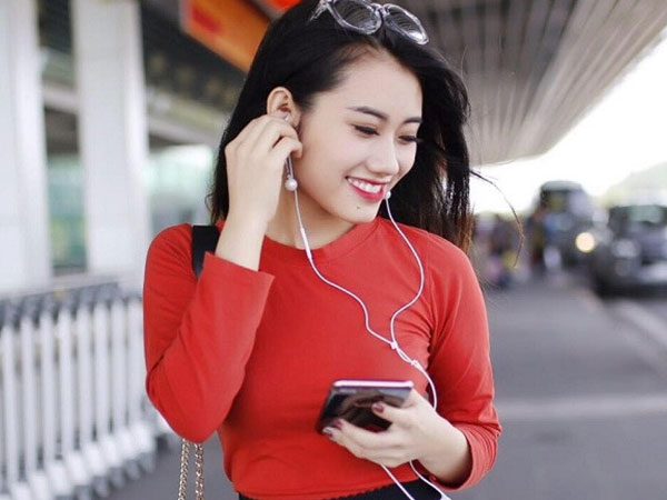 'Bạn gái mới chia tay' sau một tháng tìm hiểu của Karik là ai?