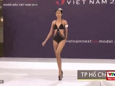 Chuyện ngược đời sau đoạn clip nóng bỏng của Tân Hoa hậu H’Hen Niê