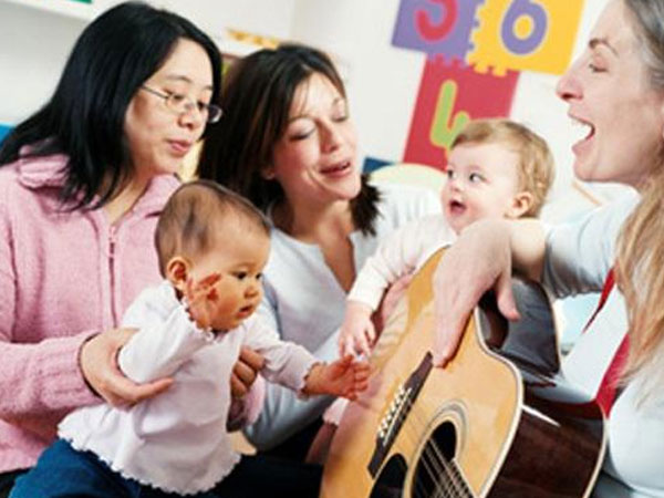 Nhận trẻ từ 3 tháng tuổi đi học mầm non: Nhiều giáo viên từng bỏ nghề vì quá áp lực