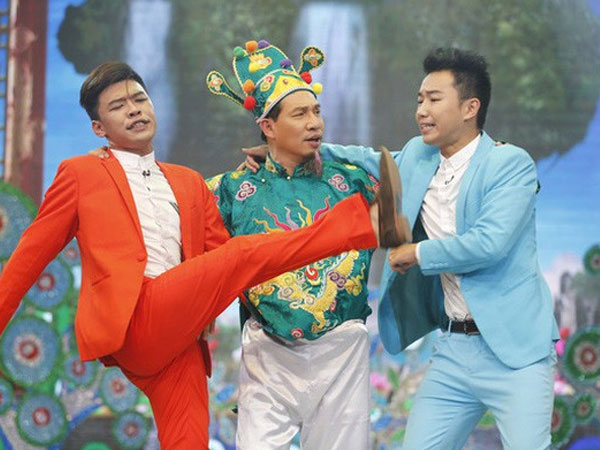 "Tôi vấp ngã và bị xóa vai ở Táo quân"