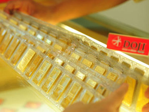Giá vàng hôm nay 9/1: USD tăng, vàng chinh phục đỉnh mới