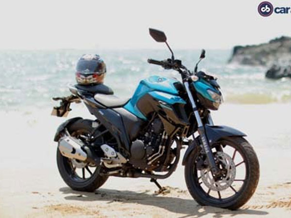 Yamaha thu hồi FZ 25 và Fazer 25 do lỗi lỏng bu lông quy-lát